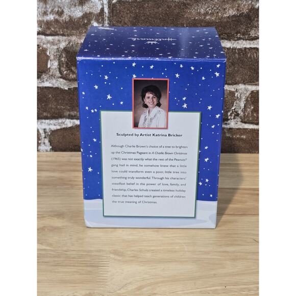 PEANUTS Christmas 50th Anniversary Musical Snow Globe Hallmark Holidays in BOX - Picture 3 of 11